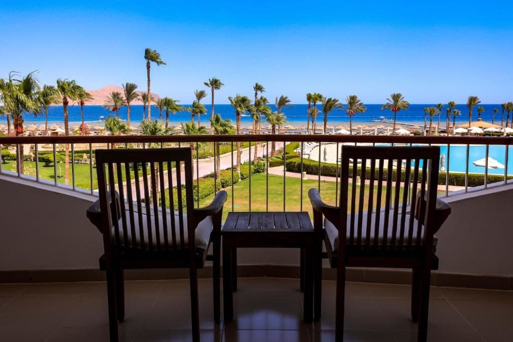 rooms-superior-sea-view-room