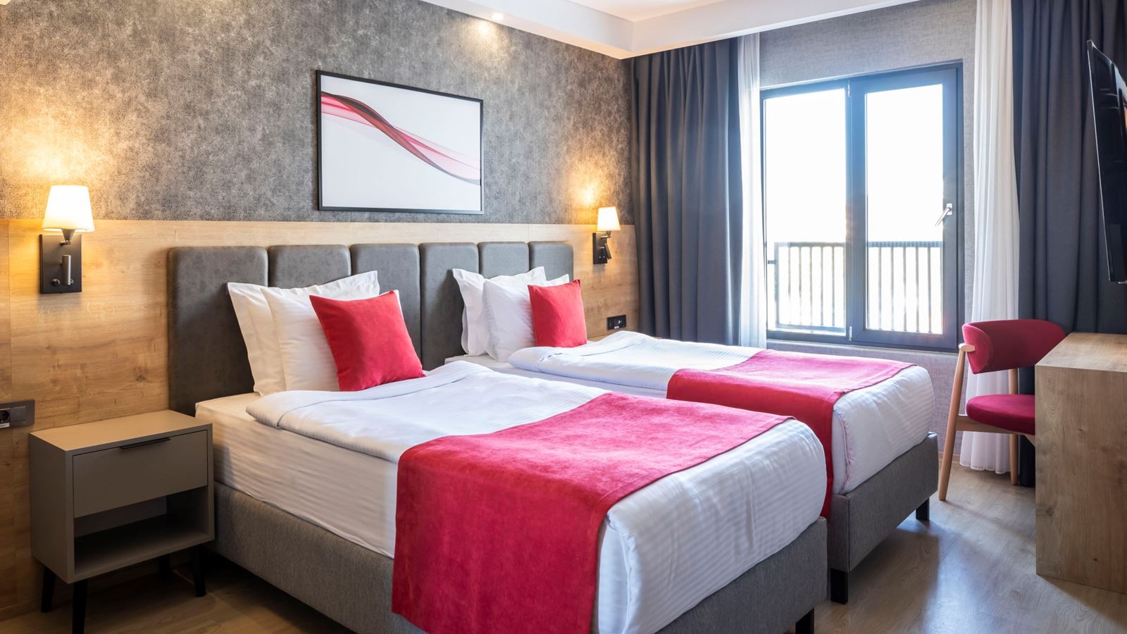 rooms-standart-kara-manzarali-oda