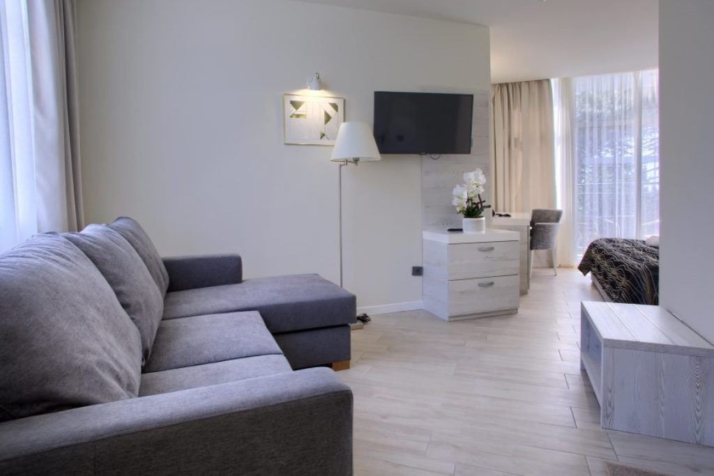 rooms-superior-room-garden-side