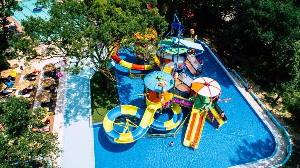 water-park-water-park