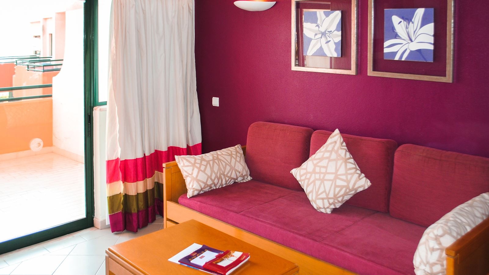 rooms-t1jc-one-bedroom-junior-club