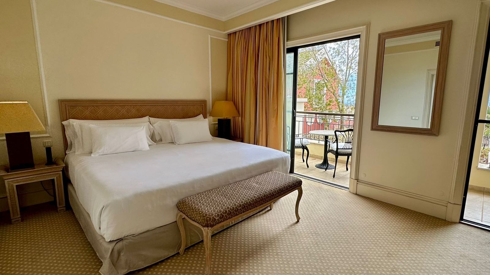 rooms-double-panoramic-room