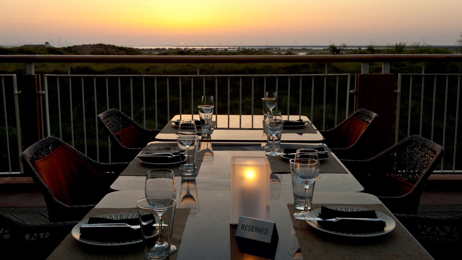 restaurants-amerigos-mexican-restaurant