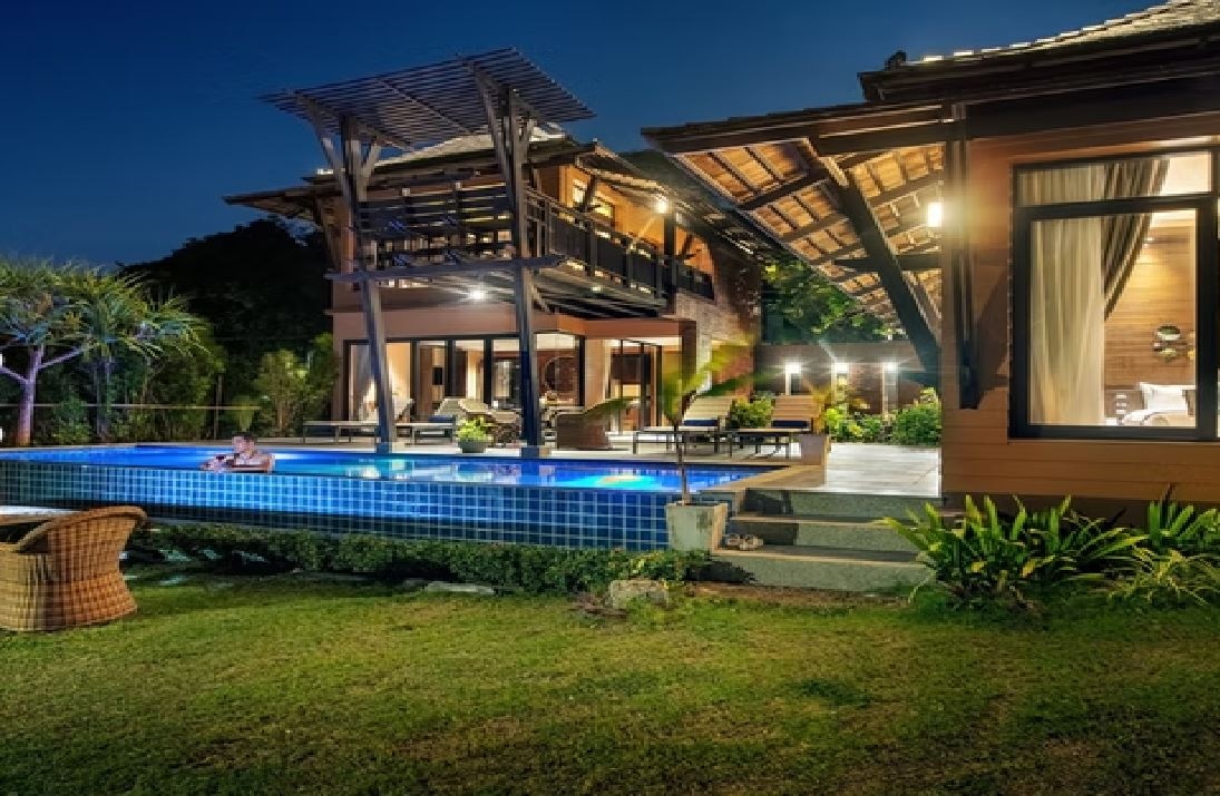 rooms-beachfront-jacuzzi-pool-villa-two-bedroom-duplex-with-lounge