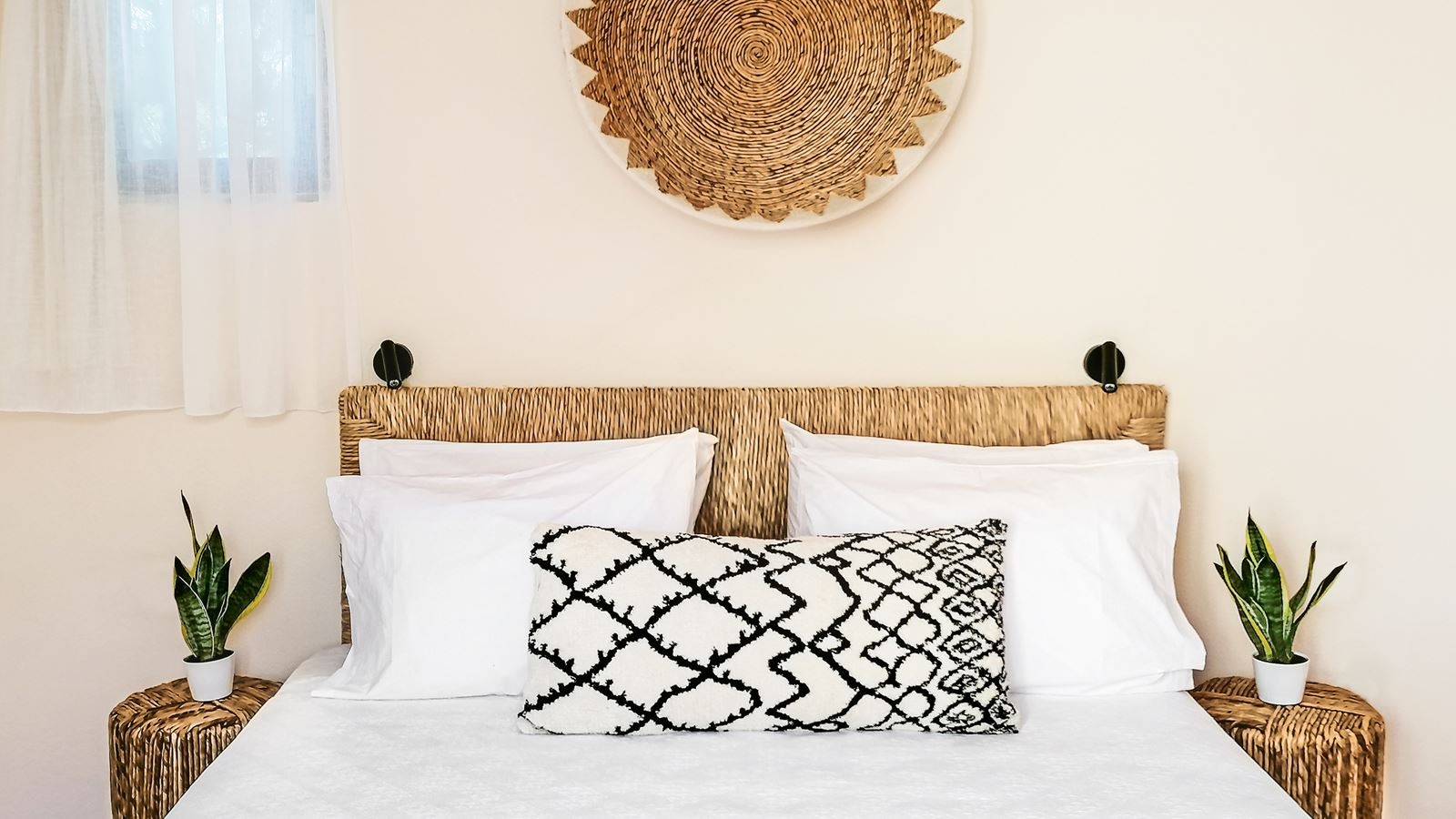 rooms-casa-veranda-side-sea-view