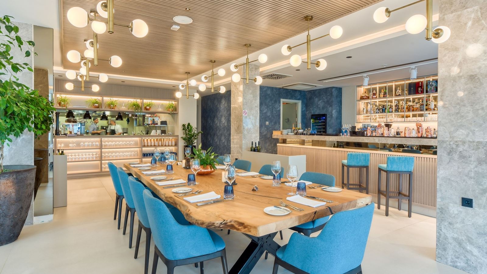 restaurants-restaurants